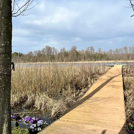 Niebieski Nad Jeziorem Mazurskie Klimaty Ferienhaus *