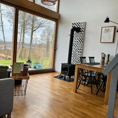 Niebieski Nad Jeziorem Mazurskie Klimaty * Pogobie Tylne