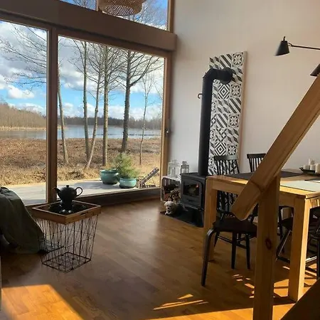 Niebieski Nad Jeziorem Mazurskie Klimaty * Pogobie Tylne