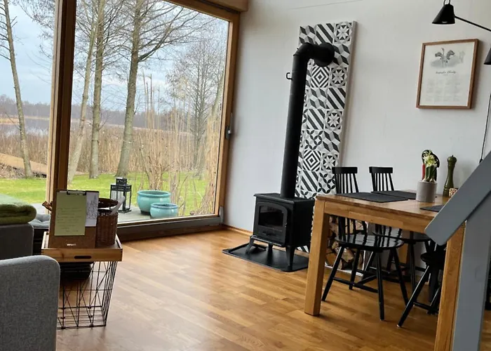 Niebieski Nad Jeziorem Mazurskie Klimaty * Pogobie Tylne