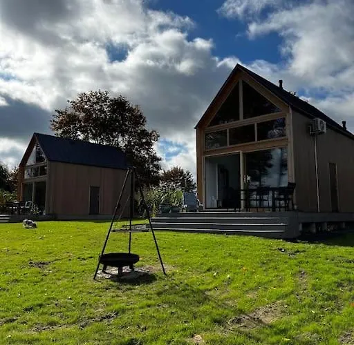 Niebieski Nad Jeziorem Mazurskie Klimaty Pogobie Tylne