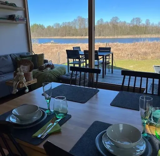 Niebieski Nad Jeziorem Mazurskie Klimaty Pogobie Tylne